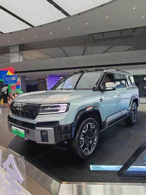 广州323比亚迪方程豹硬派越野的爆款，英菲尼迪35周年与你共成长